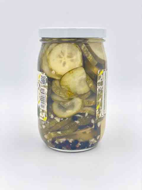 Side view of Banana Peppers Garlic Pickle jar